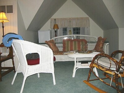 sitting_area
